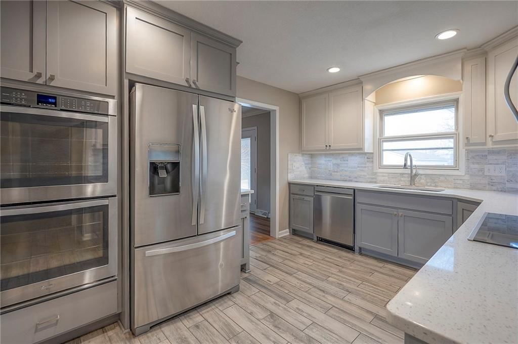 6606 NW Hilldale Drive — photo 10