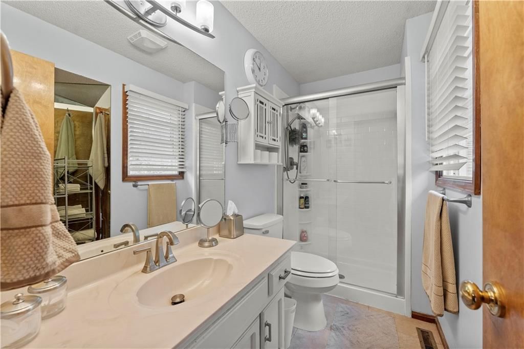 9710 NW 86th Street — photo 16