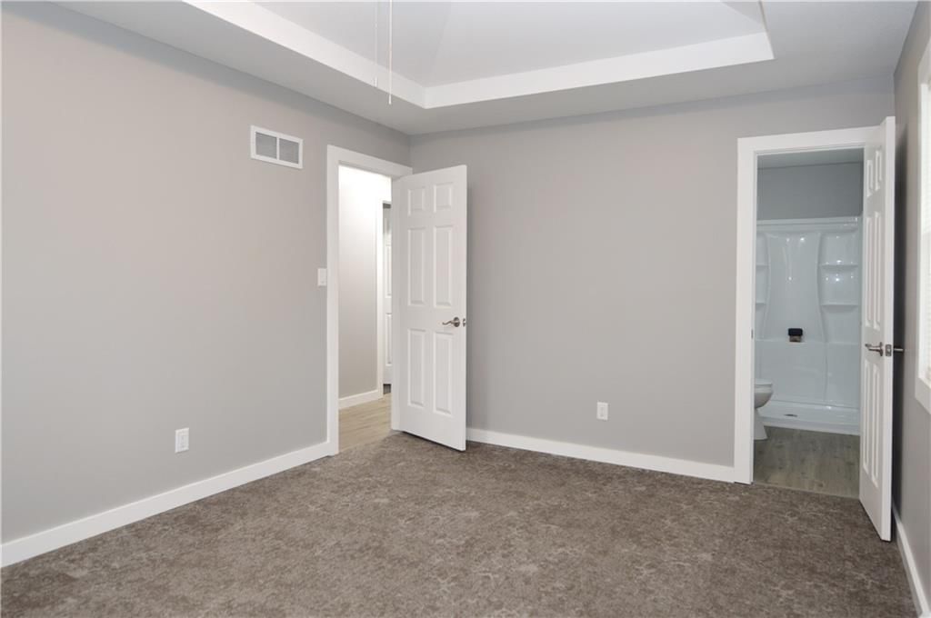 112 E Meadowbrook Lane — photo 18