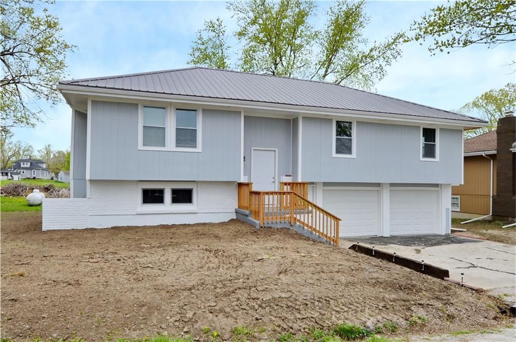 112 E Meadowbrook Lane — photo 3