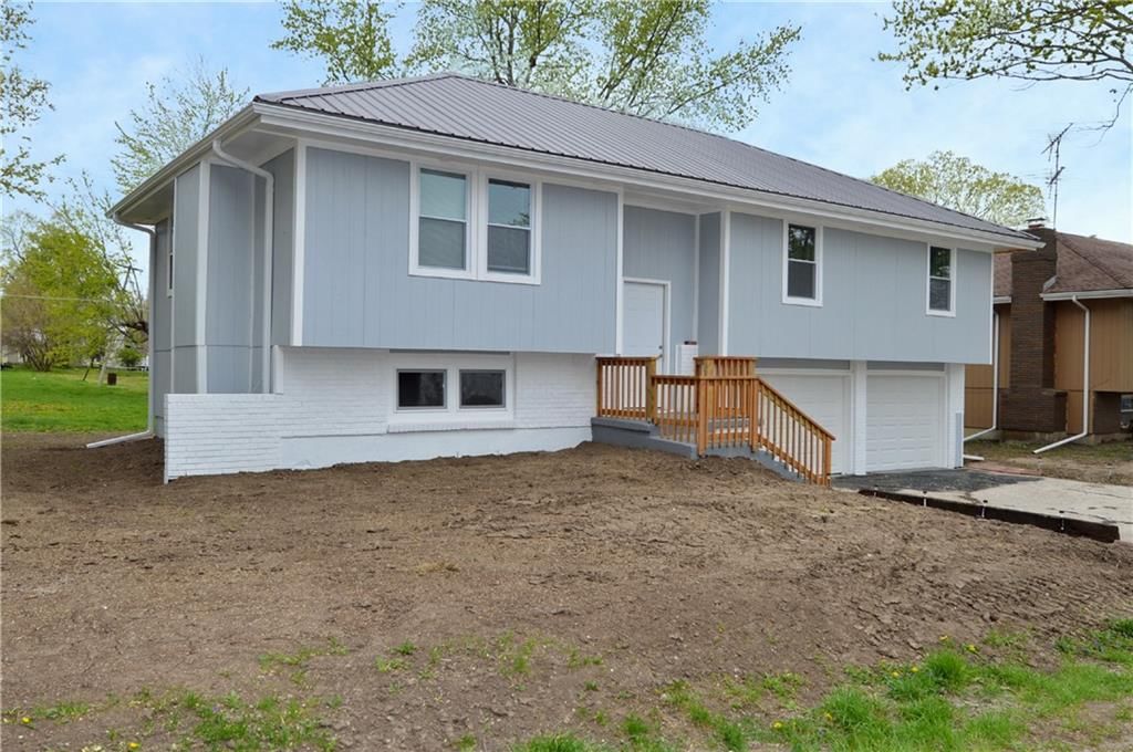 112 E Meadowbrook Lane — photo 4