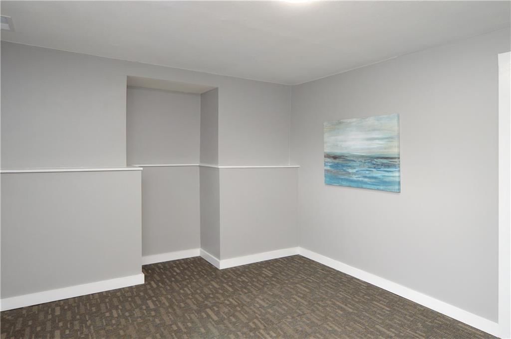 112 E Meadowbrook Lane — photo 32