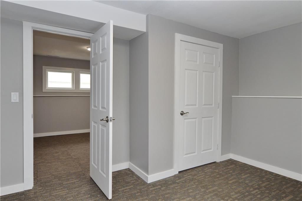 112 E Meadowbrook Lane — photo 33