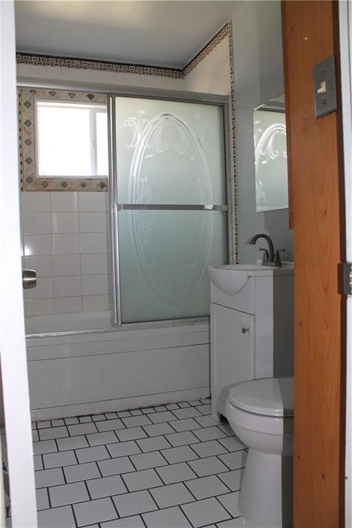 8618 Bristol Avenue — photo 9