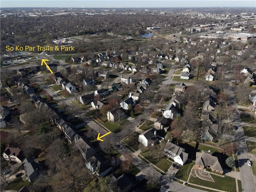 8537 Greenwood Lane — photo 36