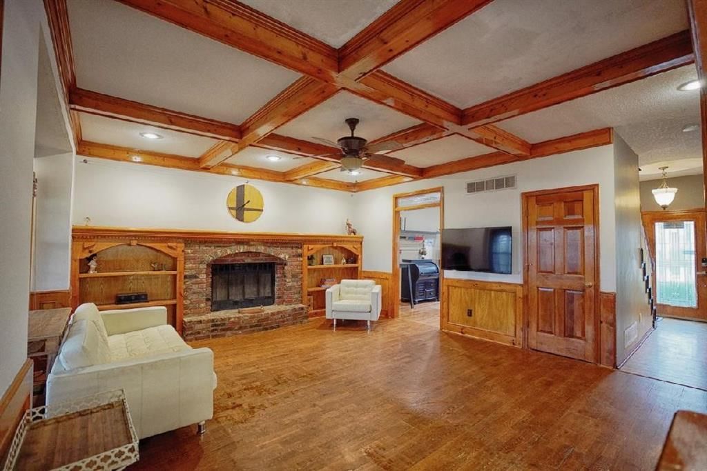8537 Greenwood Lane — photo 7