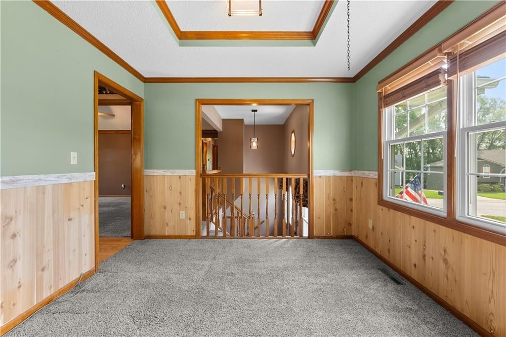 100 NE Brookwood Drive — photo 11
