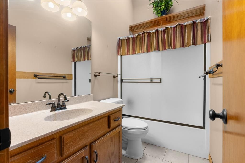 100 NE Brookwood Drive — photo 18