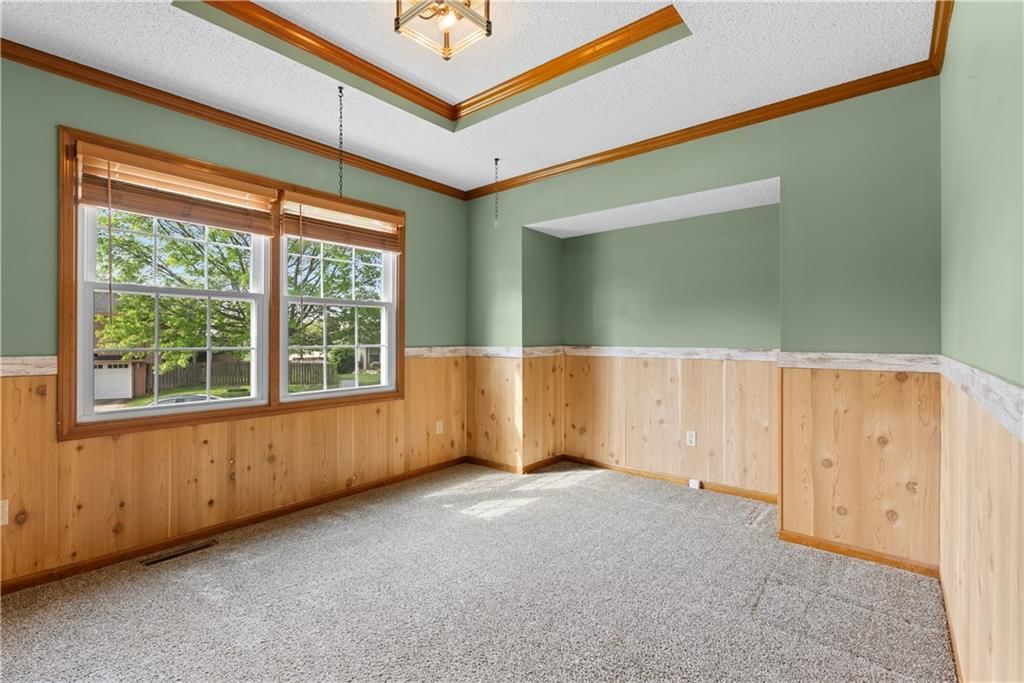 100 NE Brookwood Drive — photo 10