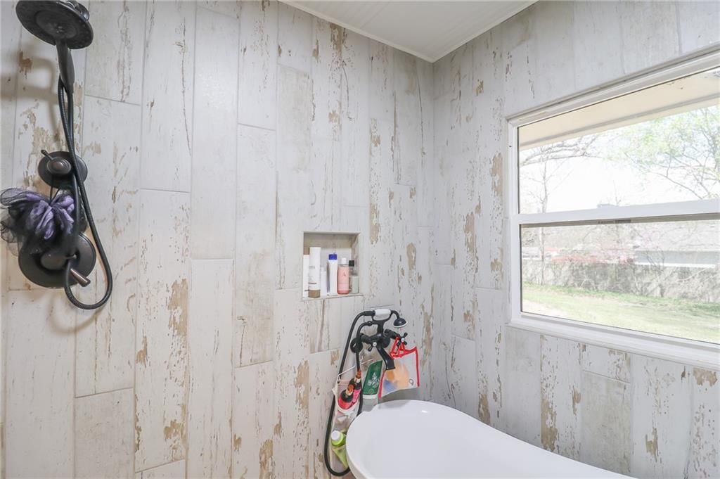 1605 S Market Street — photo 34
