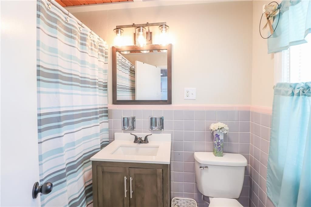 1605 S Market Street — photo 42