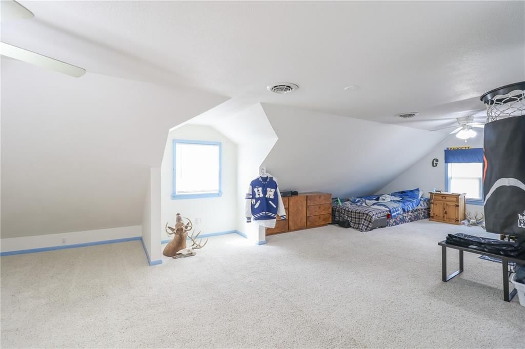 1605 S Market Street — photo 54