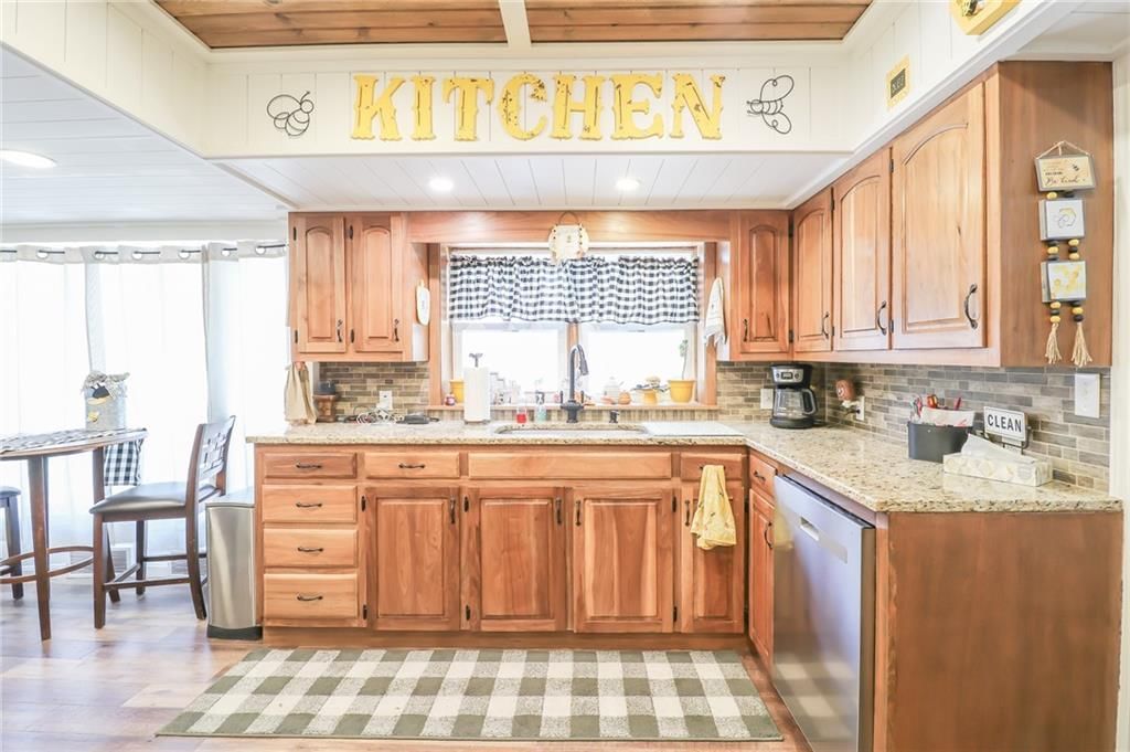 1605 S Market Street — photo 7