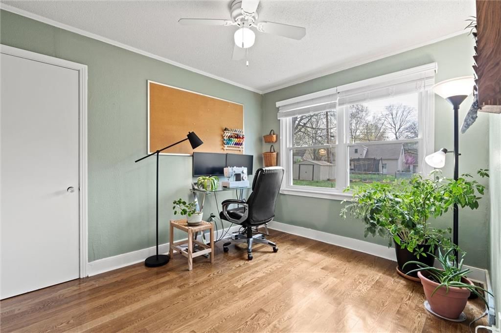 2413 W 79th Street — photo 14