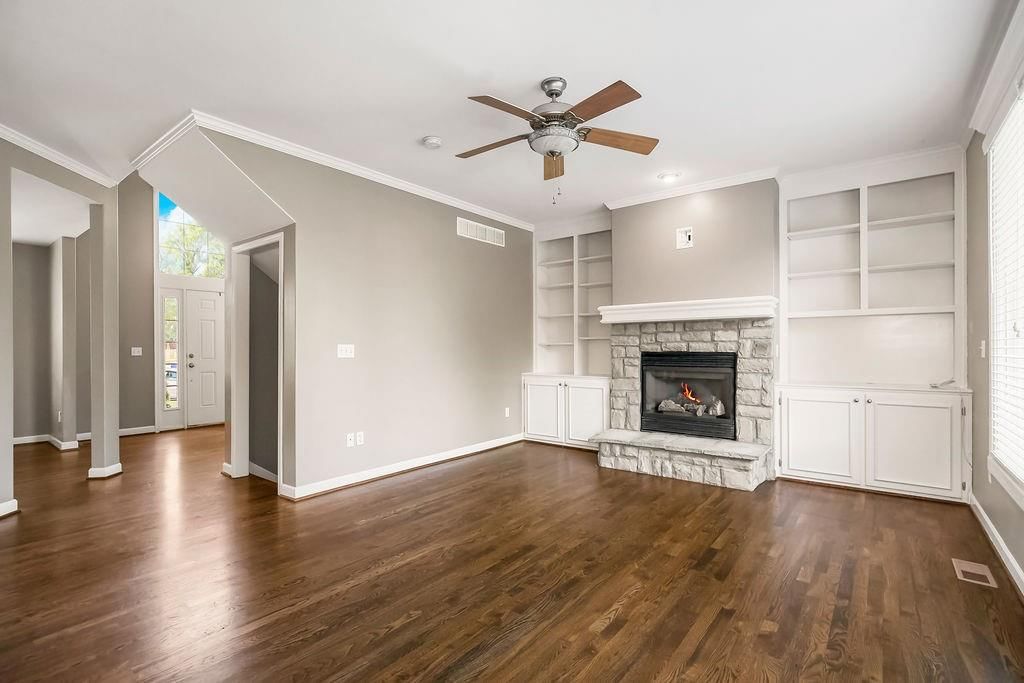 13826 W 154th Terrace — photo 5