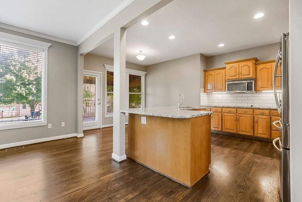 13826 W 154th Terrace — photo 7