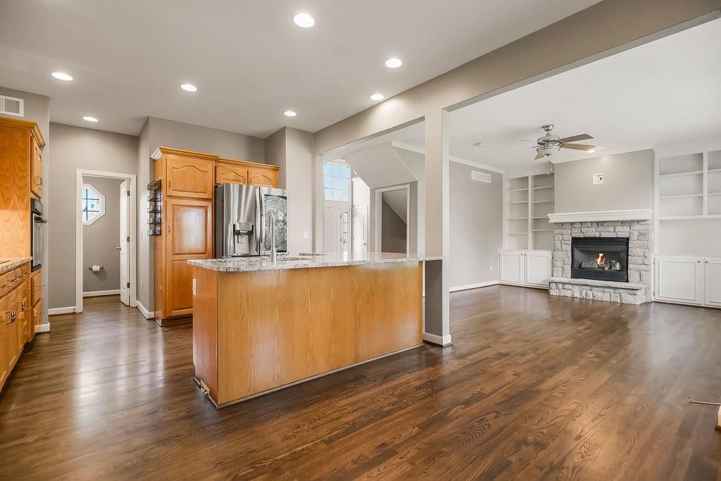 13826 W 154th Terrace — photo 8