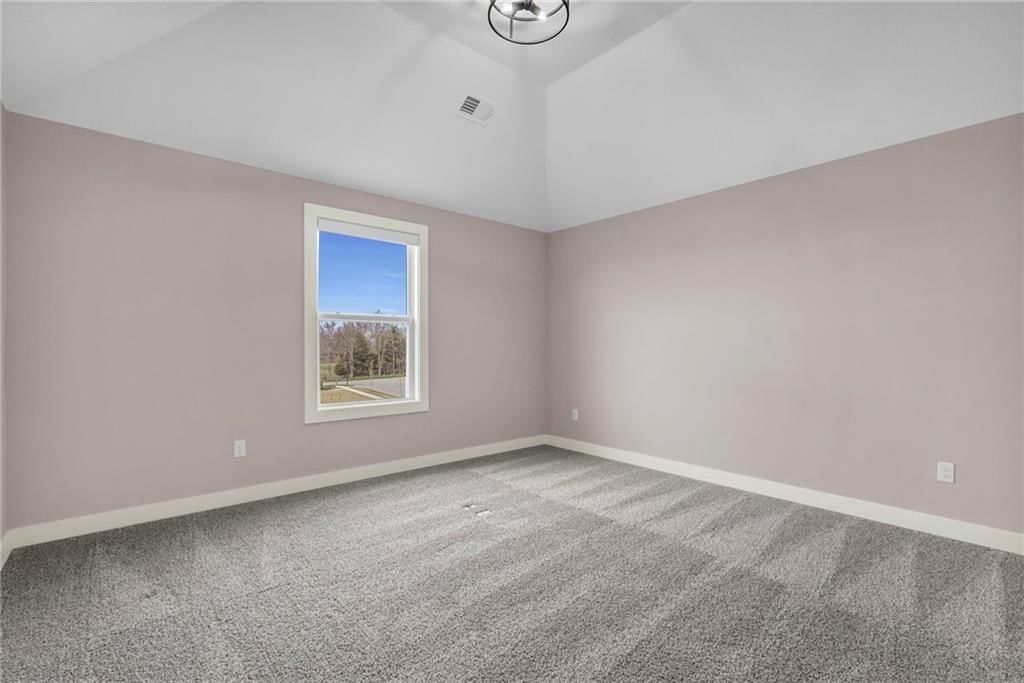 9136 Green Road — photo 41