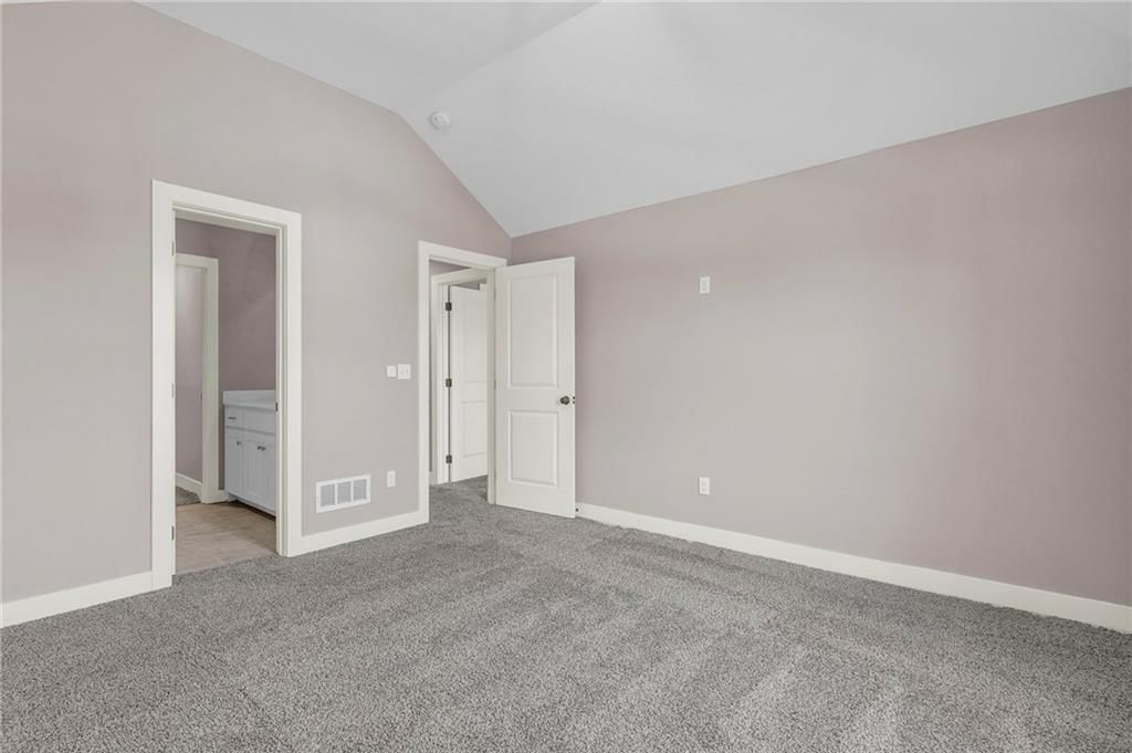 9136 Green Road — photo 42