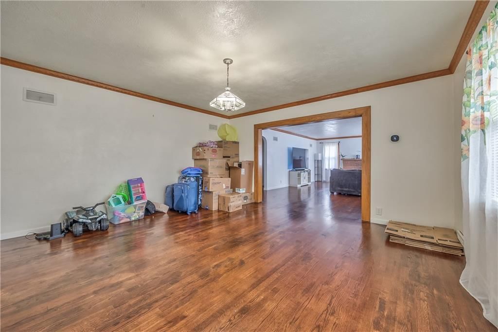 8507 E 87th Street — photo 12