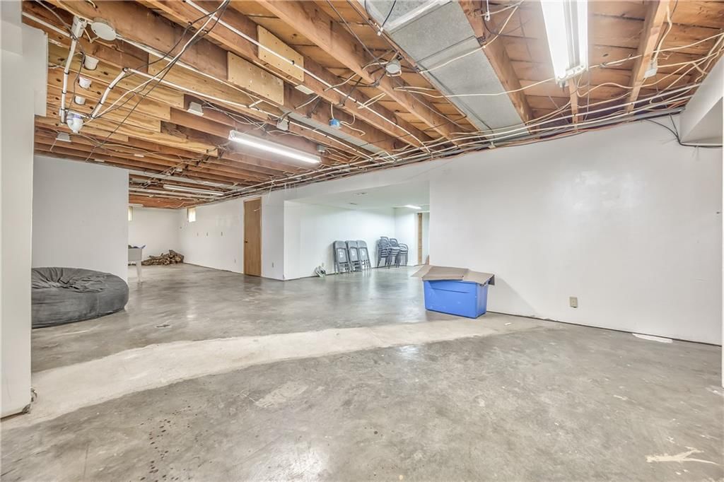 8507 E 87th Street — photo 26
