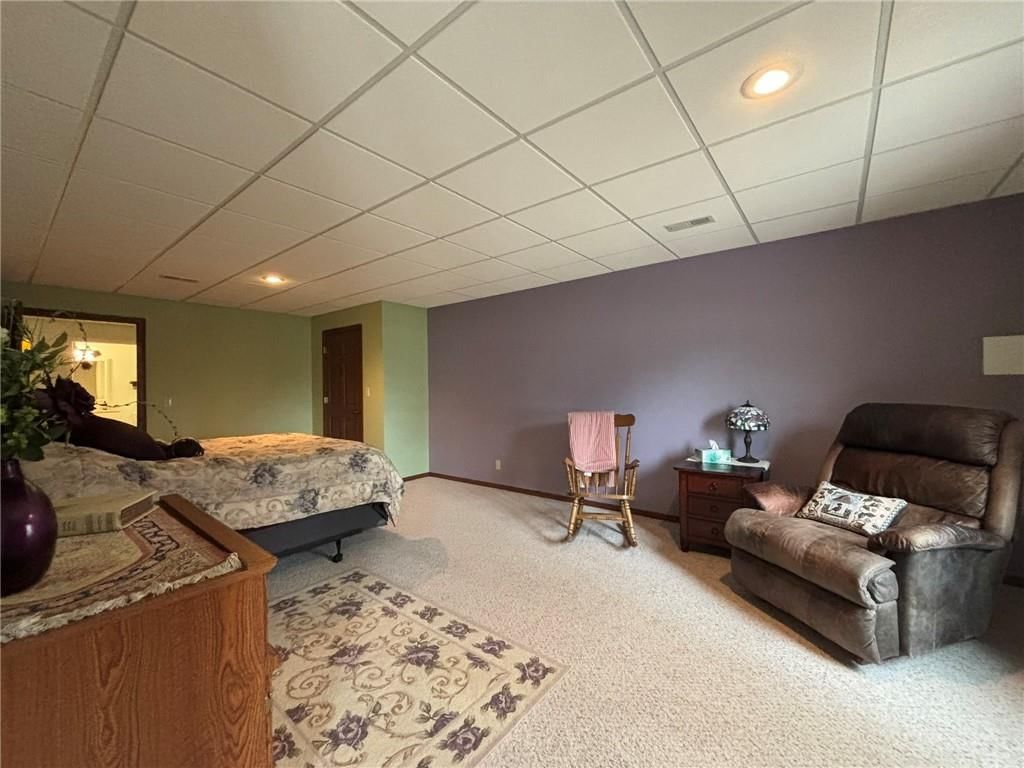 1007 S Cedar Street — photo 33