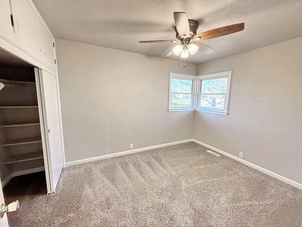 701 S Elm Street — photo 17