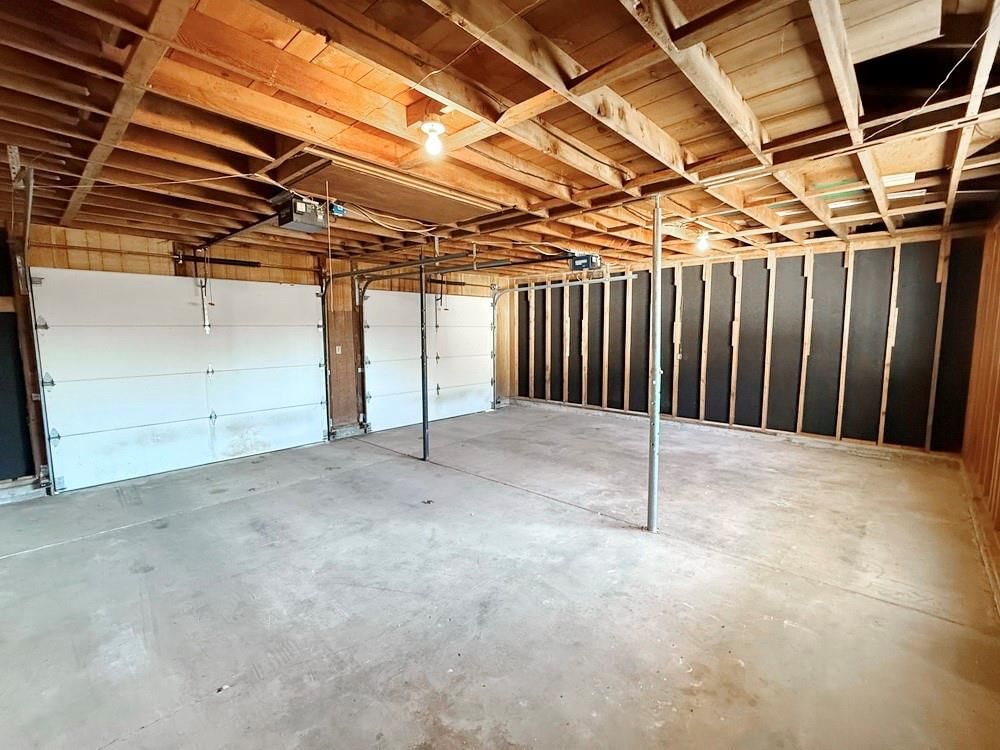 701 S Elm Street — photo 23