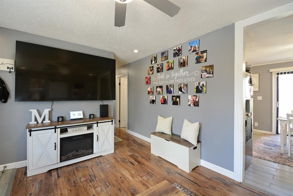 1302 N CEDAR CREST Drive — photo 14