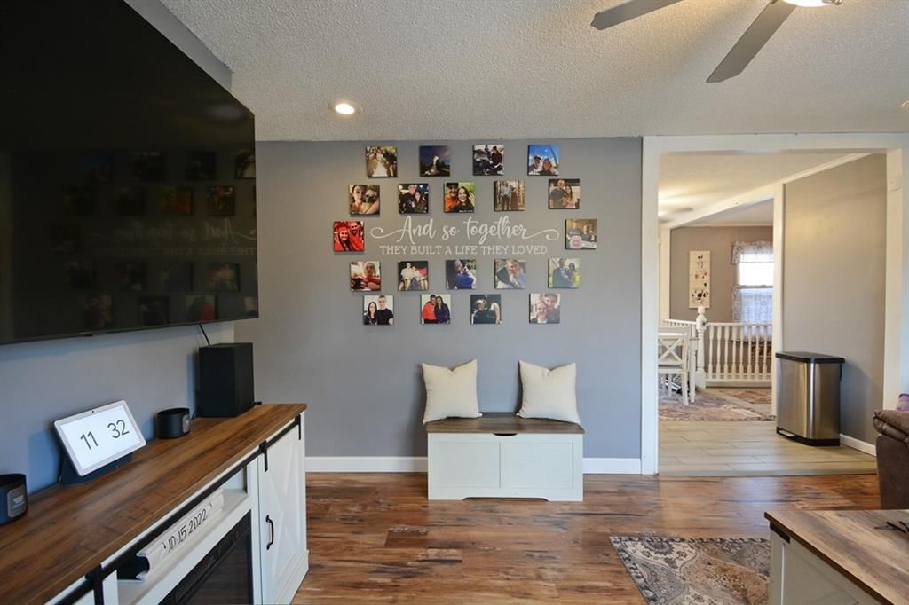 1302 N CEDAR CREST Drive — photo 15