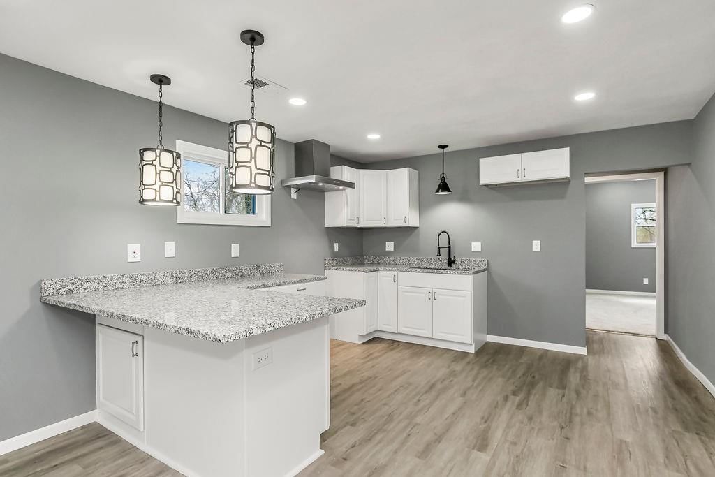 2821 Woodend Avenue — photo 9