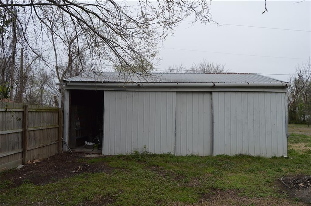 204 E Main Street — photo 11