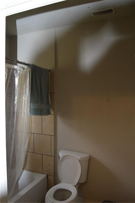 204 E Main Street — photo 3