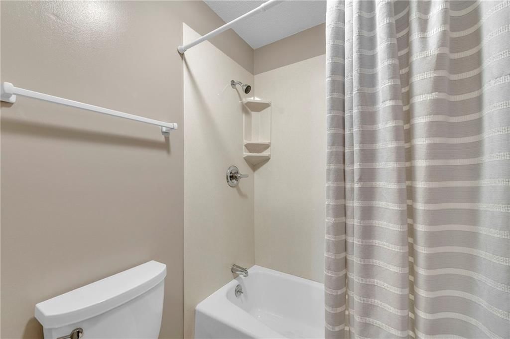 7605 W 114th Terrace — photo 28