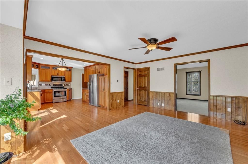 7605 W 114th Terrace — photo 8