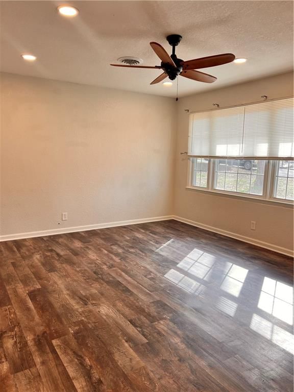 1310 Crowell Street — photo 7