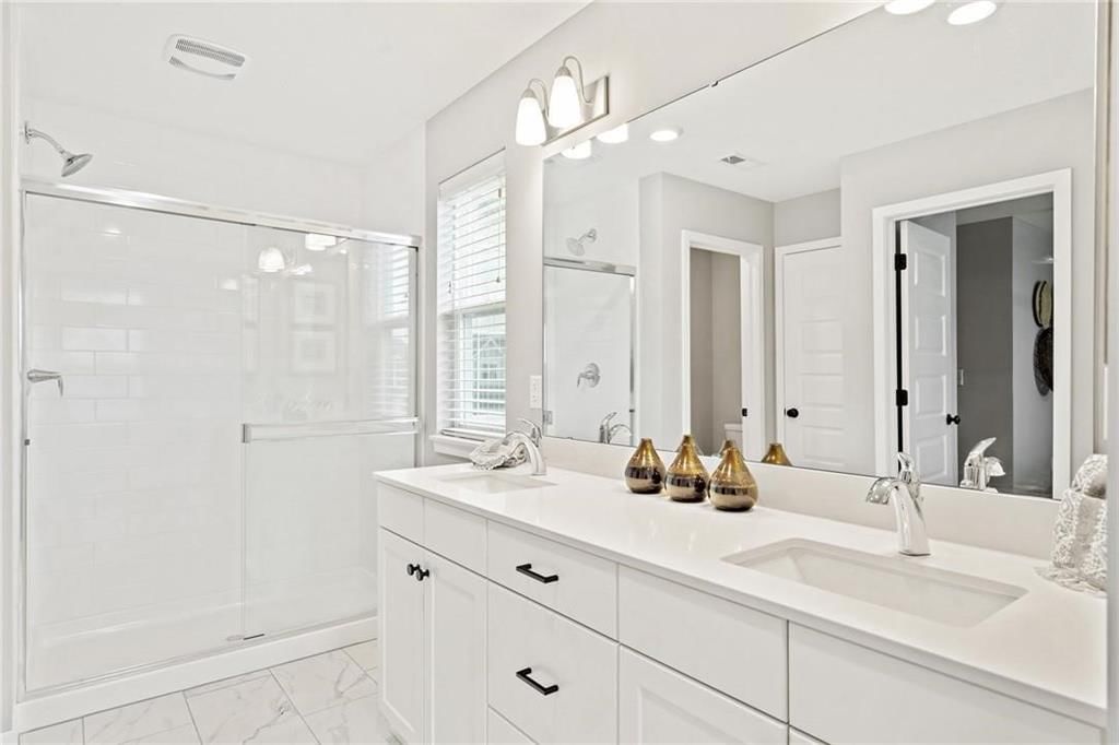 8732 SW Edgewater Drive — photo 22