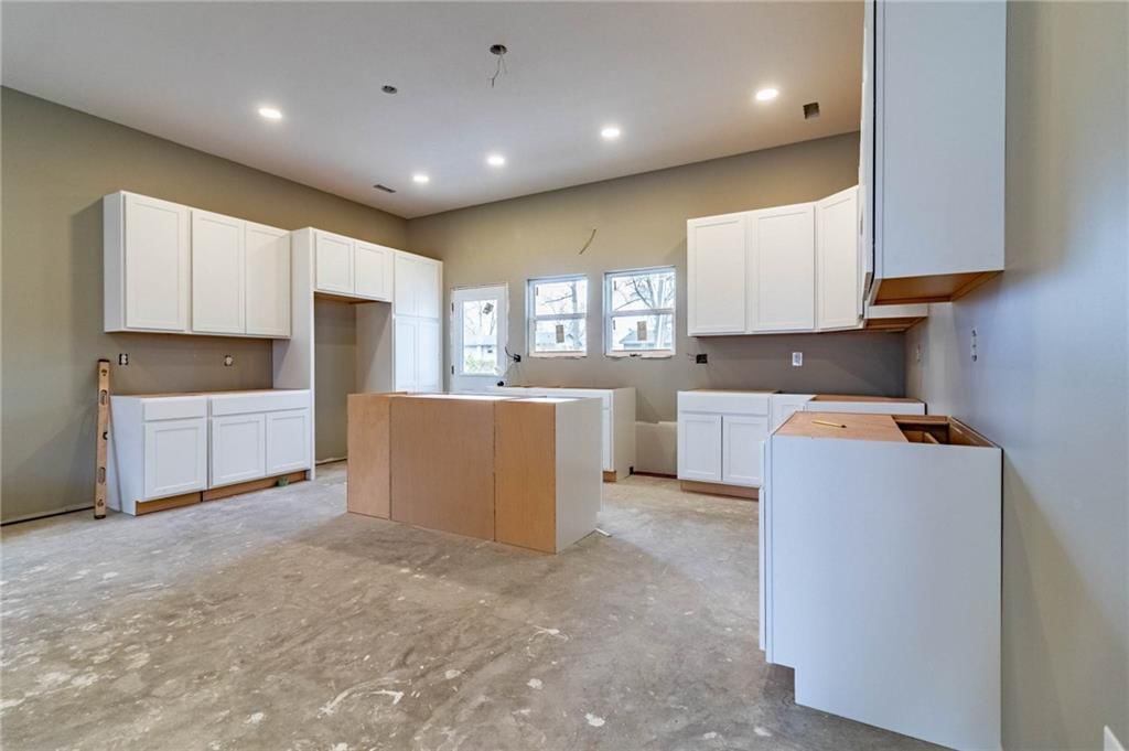 207 S Ward Street — photo 10