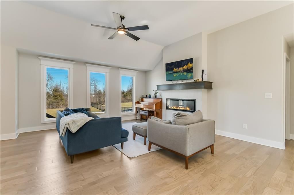 413 SW Nelson Drive — photo 5