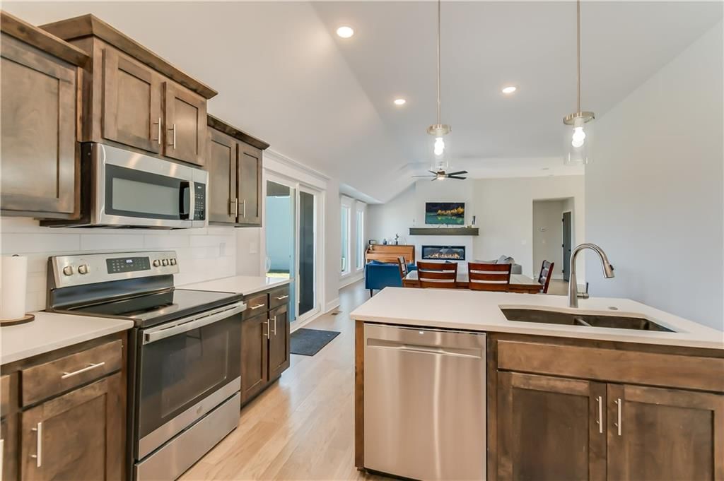 413 SW Nelson Drive — photo 10