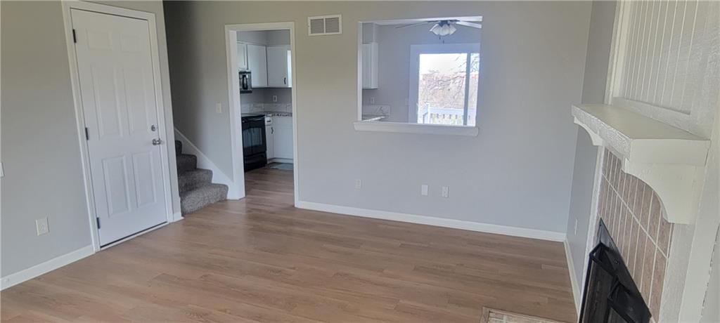 150 N Saxony Drive — photo 3