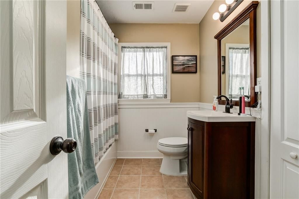 629 W Elm Street — photo 10