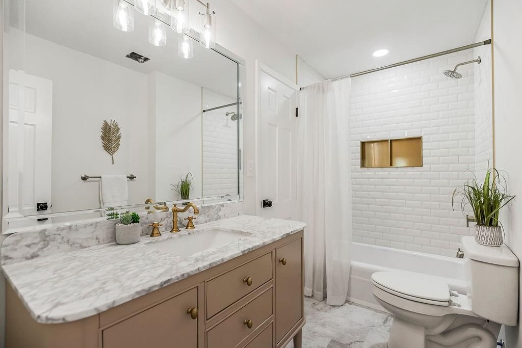 2440 Crysler Avenue S — photo 19