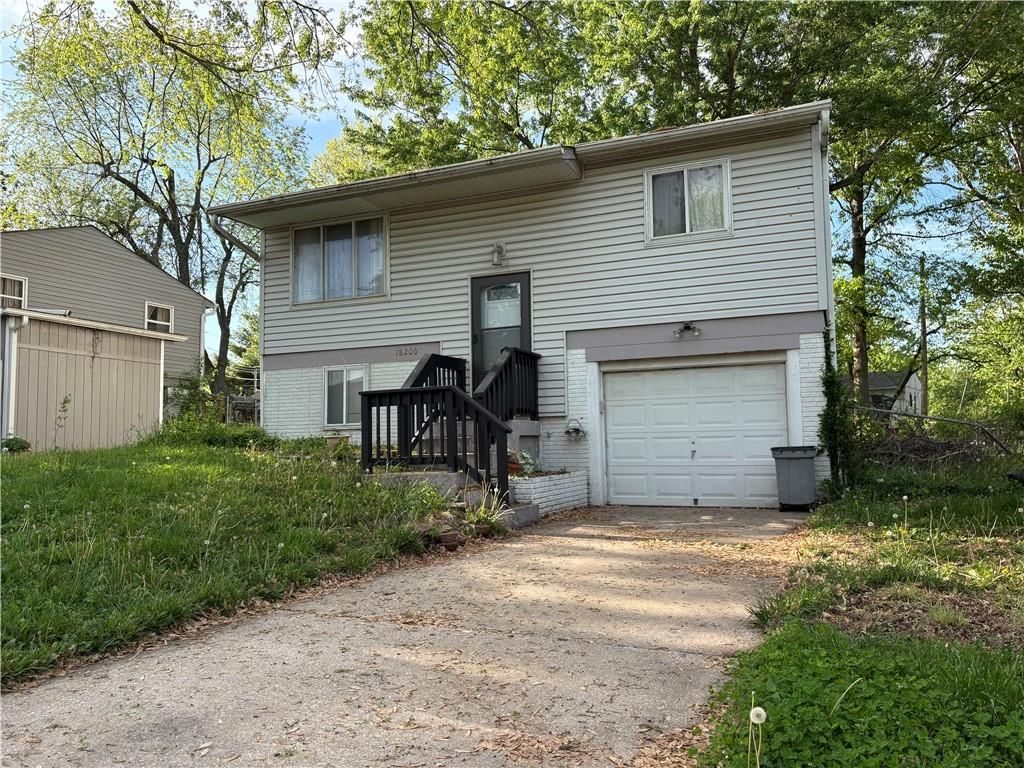 18200 E Lexington Road — photo 2