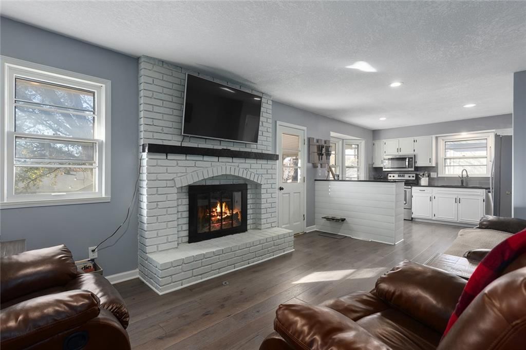 7220 N Park Avenue — photo 2