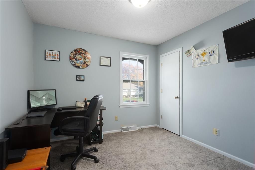 7220 N Park Avenue — photo 13
