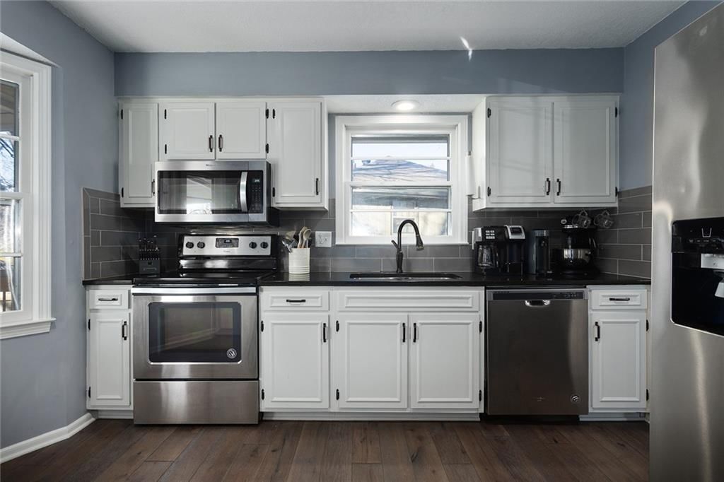 7220 N Park Avenue — photo 3