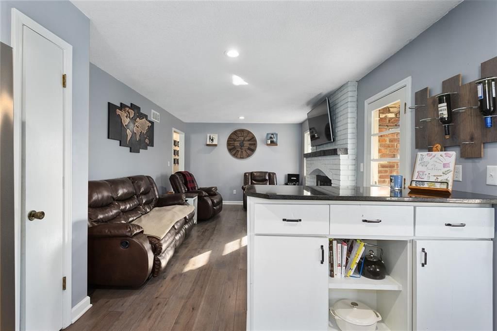 7220 N Park Avenue — photo 5