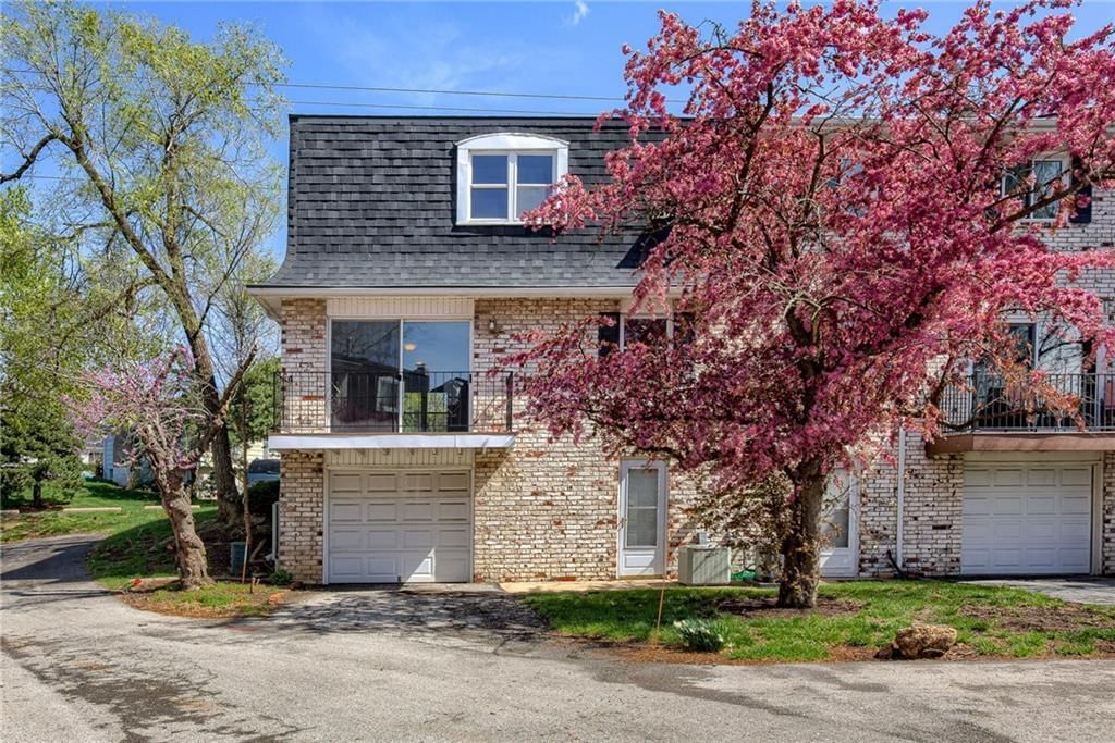 8611 Greenbrier Drive — photo 5