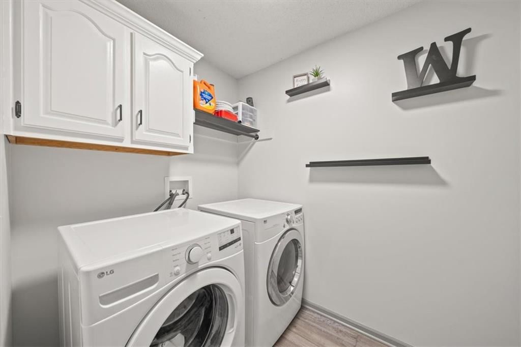209 E Foxwood Drive — photo 20